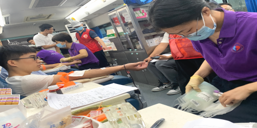 无偿献血 温情涌动